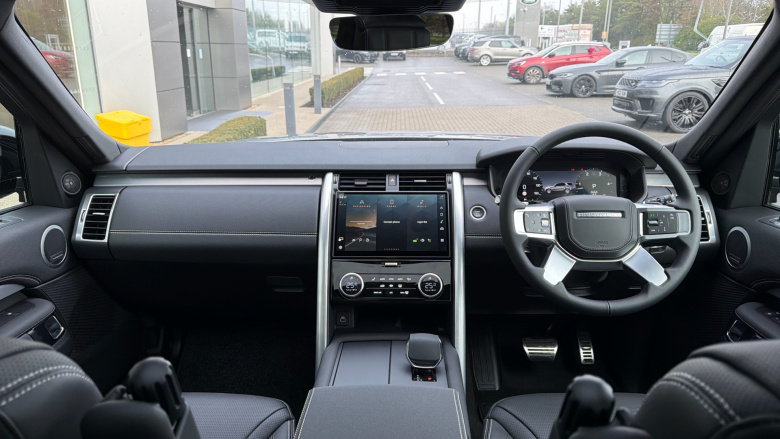 Land Rover Discovery 3.0 D350 Dynamic HSE 5dr Auto Diesel Station Wagon